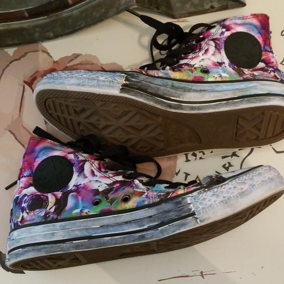 Converse All Star Rose Design Hi-Top Shoes - Picture 5 of 8